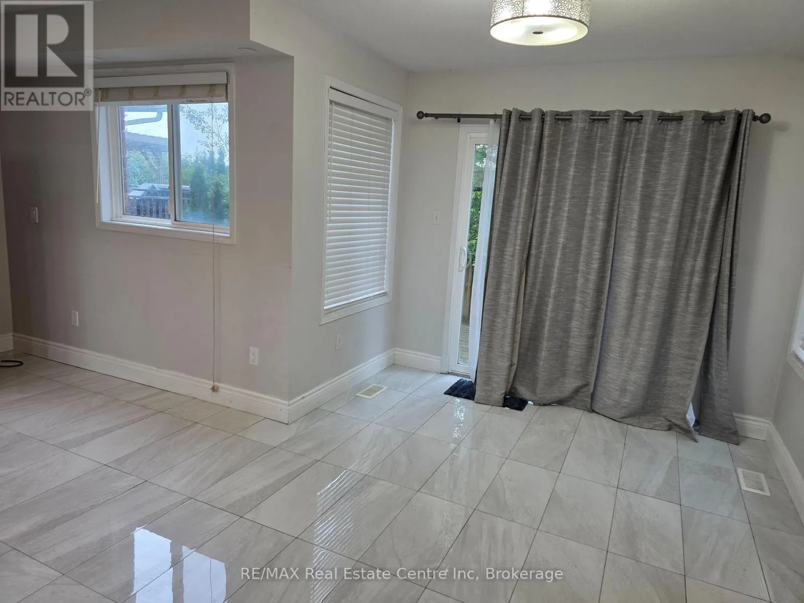 15 BARD BOULEVARD