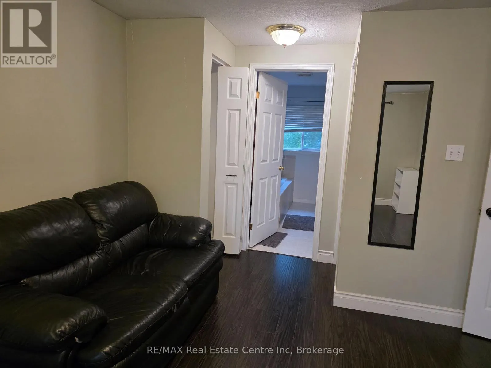 15 BARD BOULEVARD
