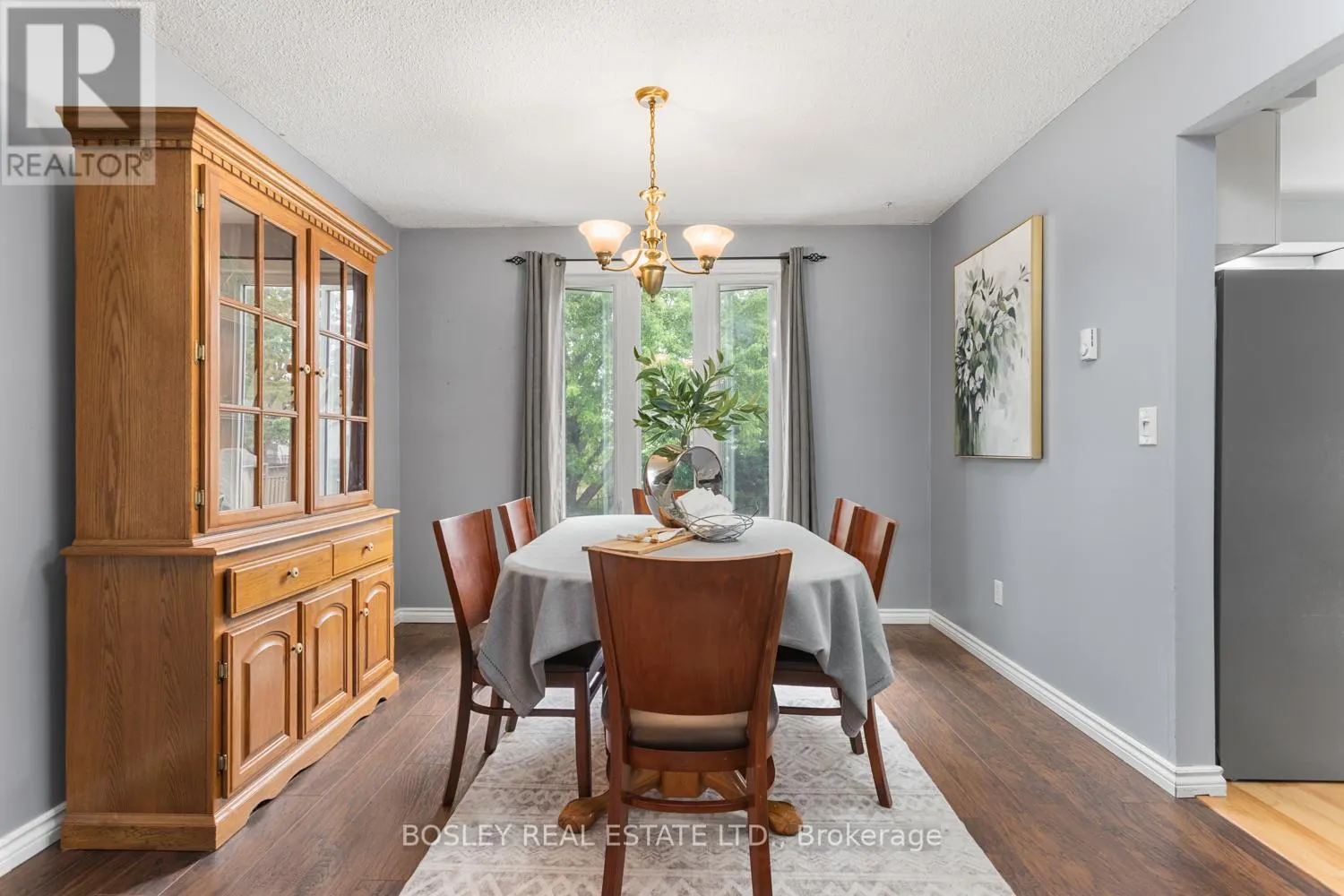687 MACKECHNIE CRESCENT