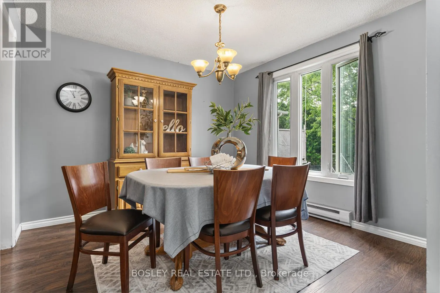 687 MACKECHNIE CRESCENT