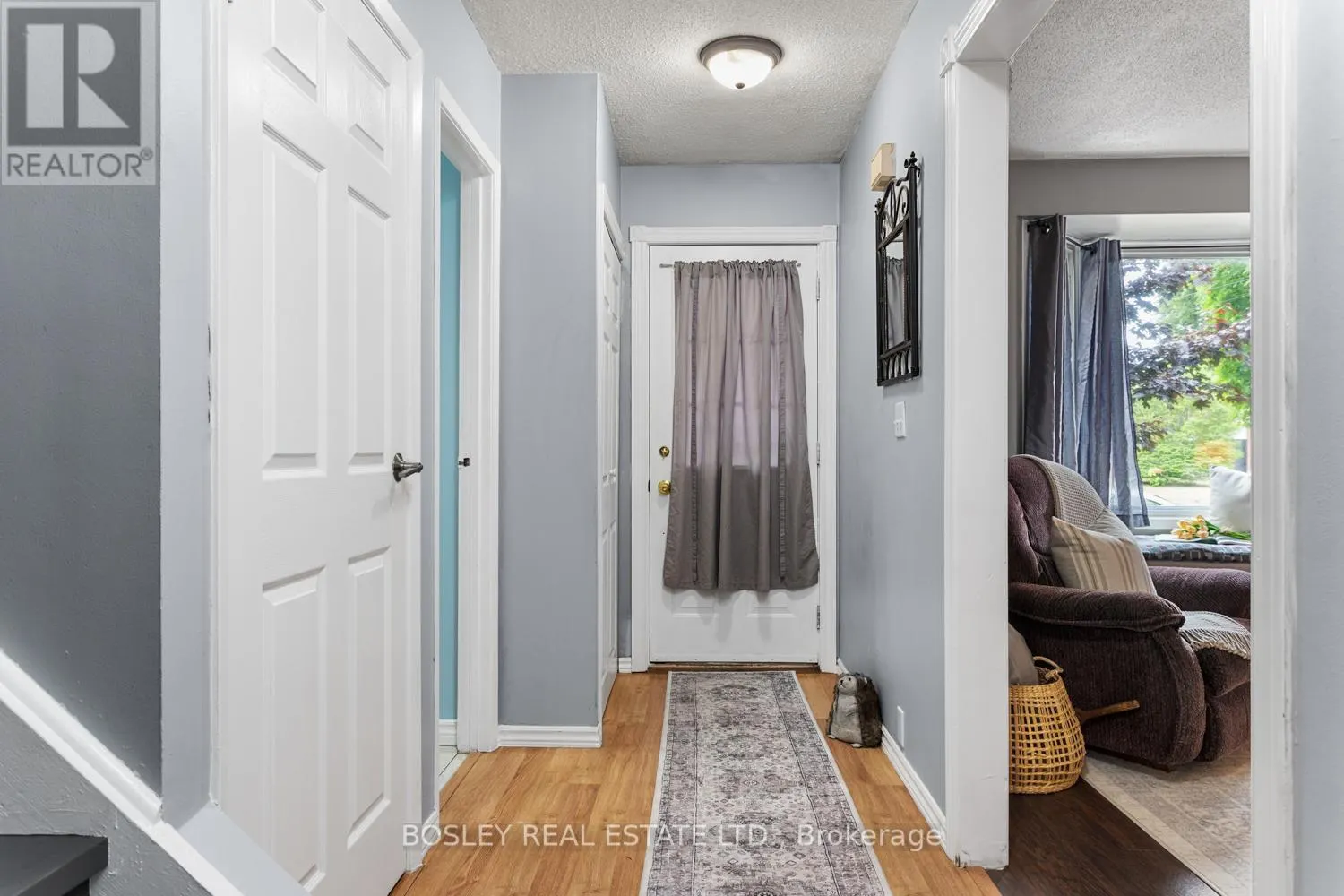 687 MACKECHNIE CRESCENT