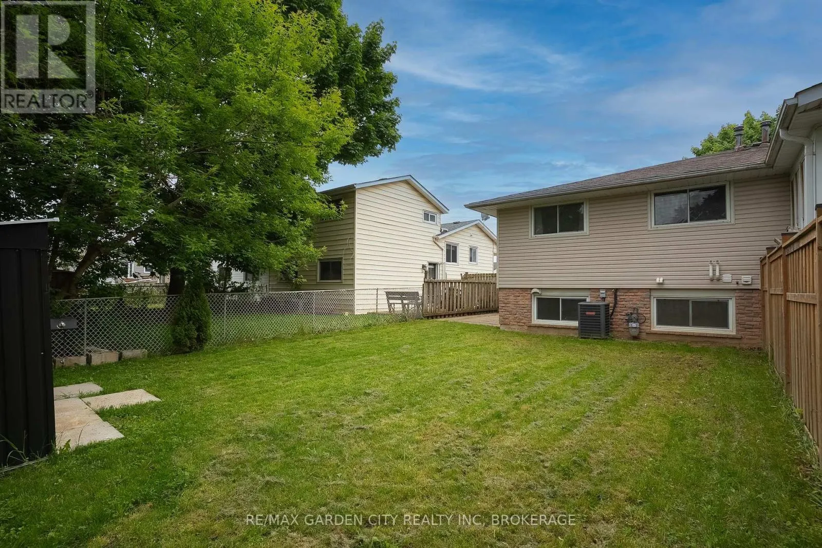 85 VENTURA DRIVE
