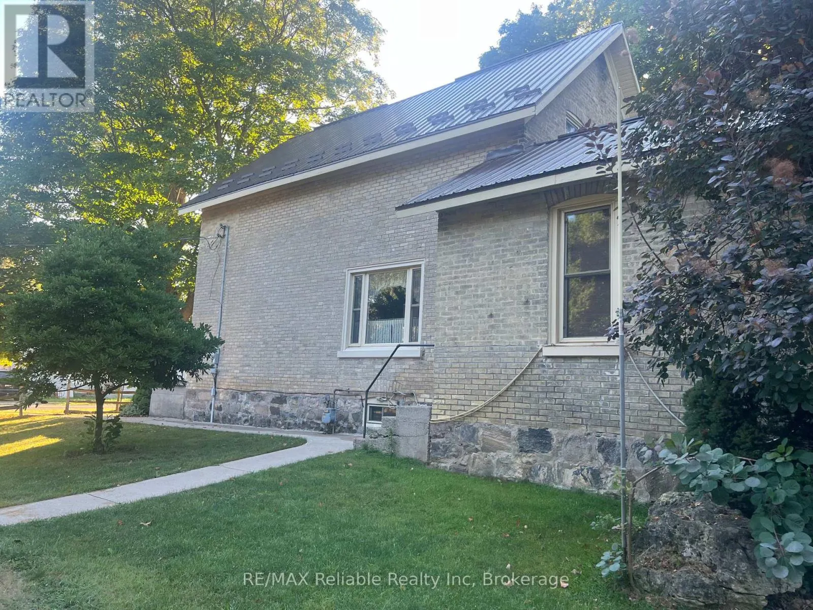 293 DRUMMOND STREET