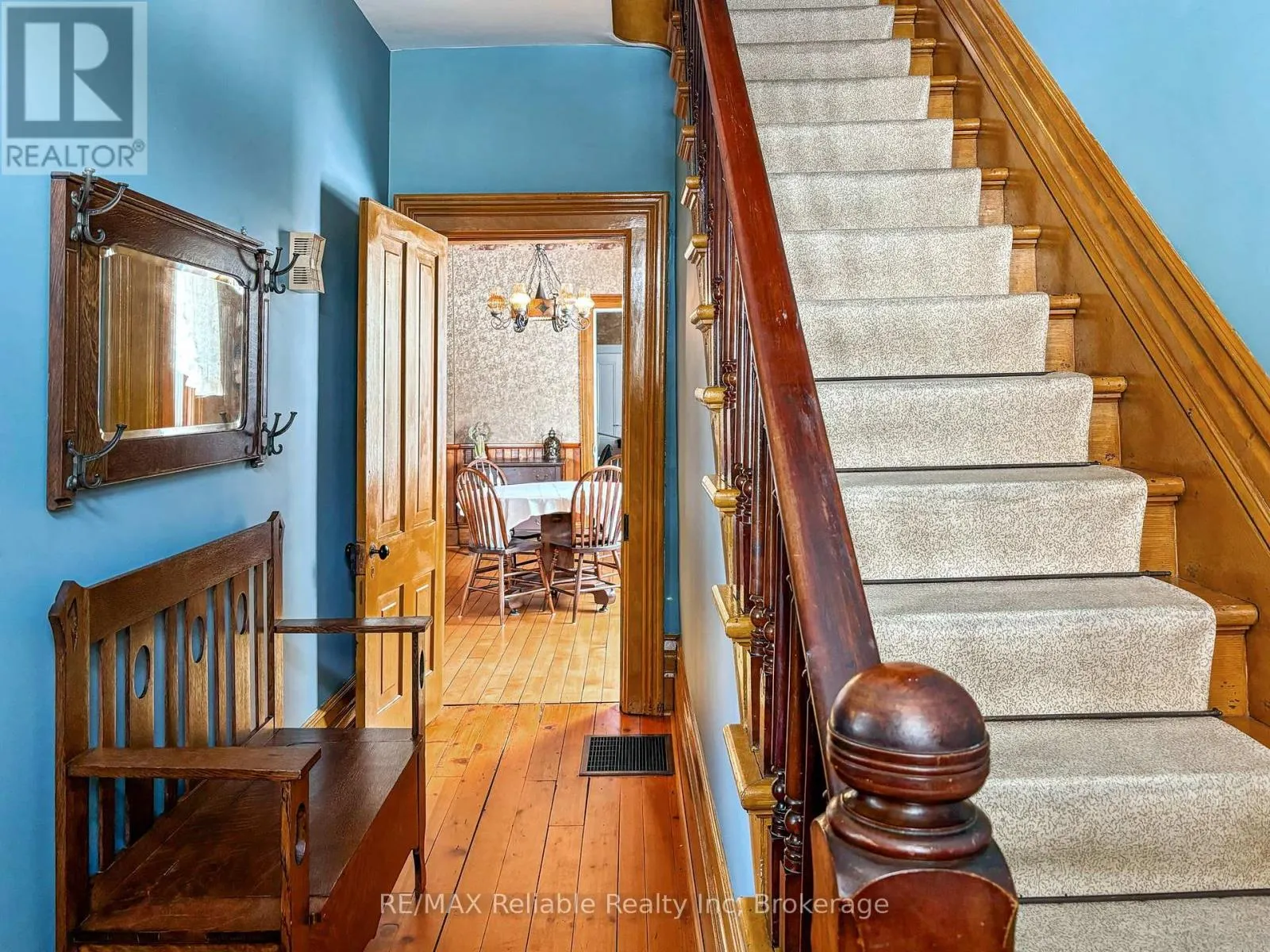 293 DRUMMOND STREET