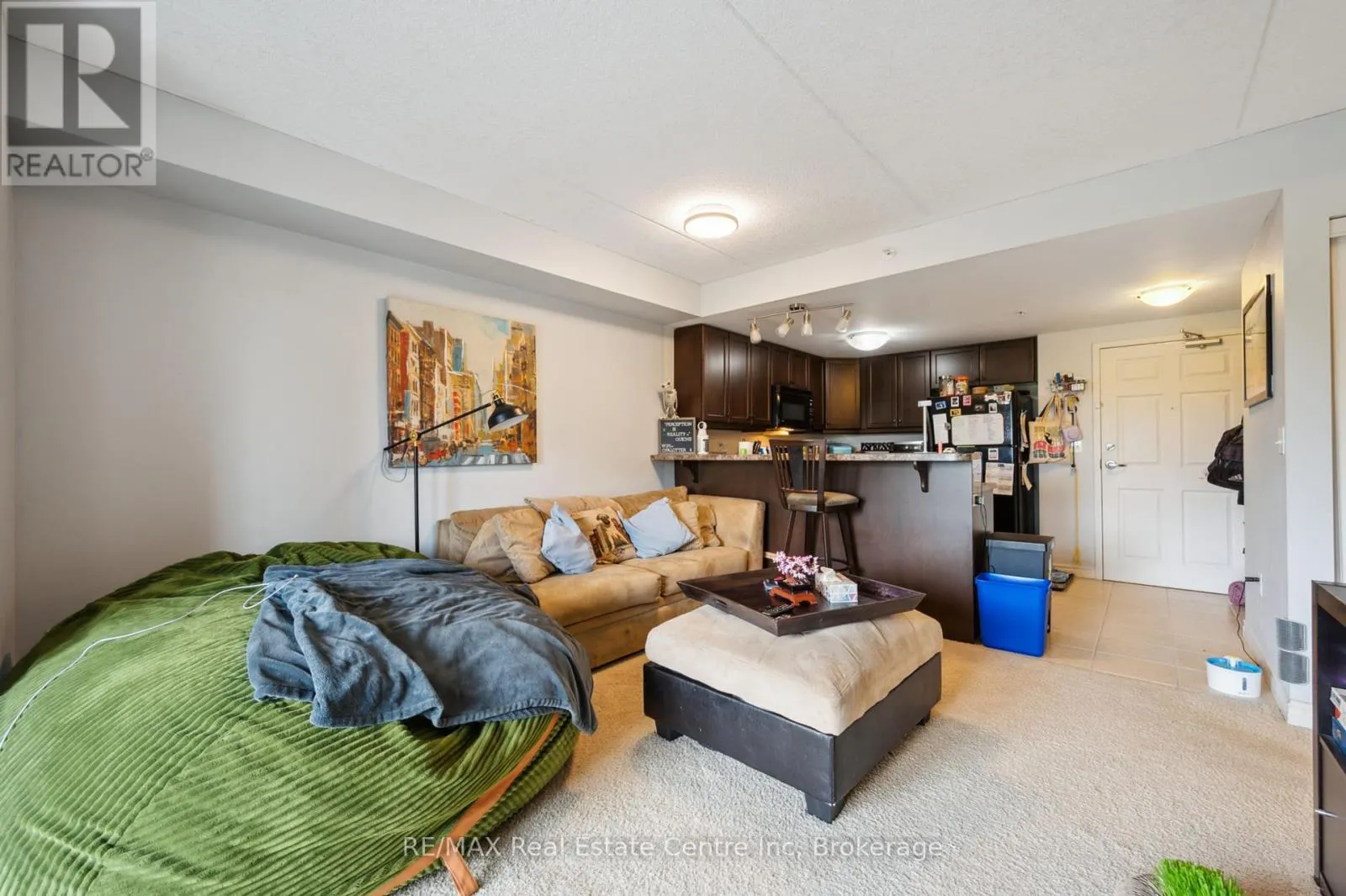 303 - 19 WATERFORD DRIVE, #303