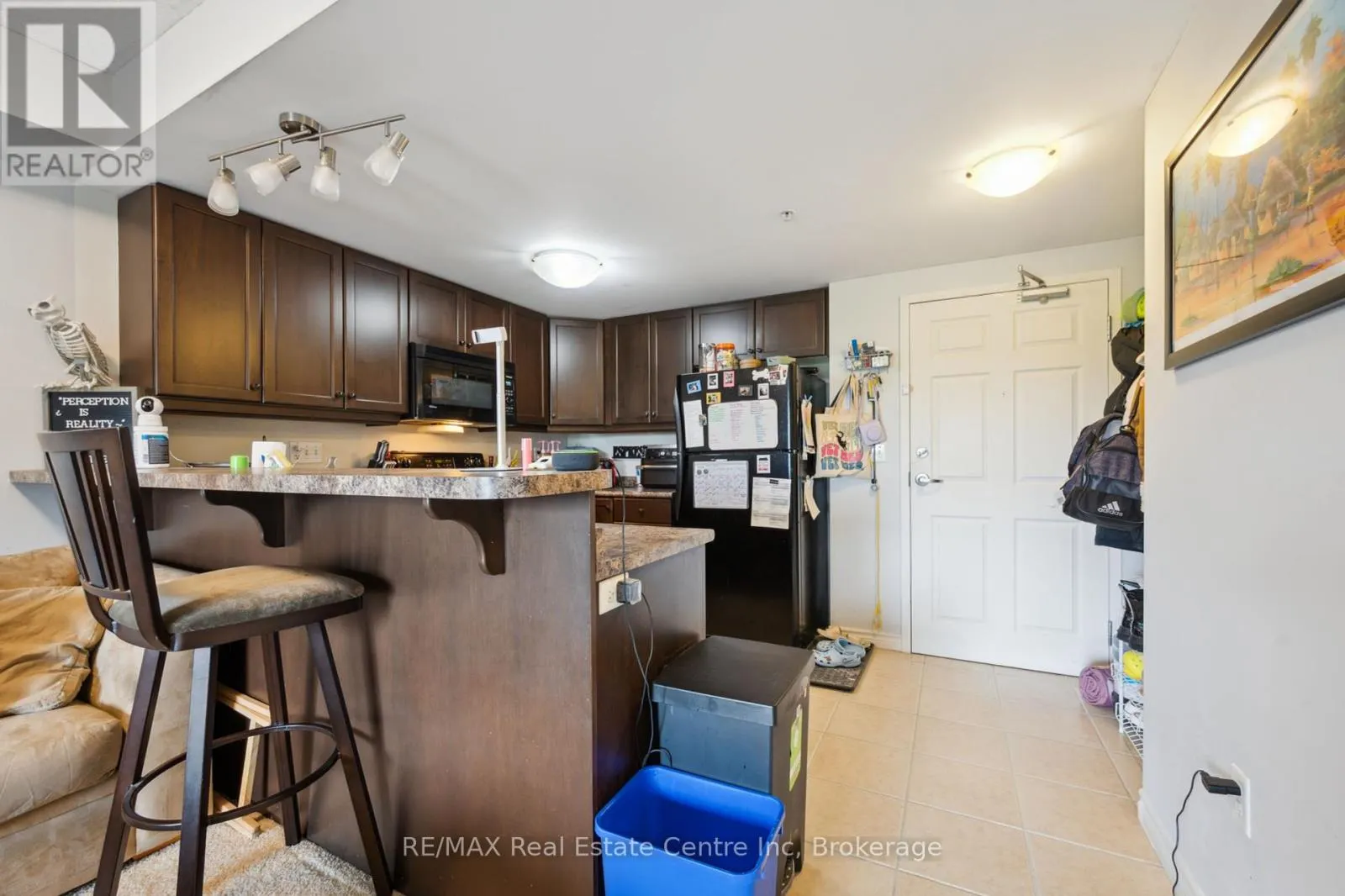 303 - 19 WATERFORD DRIVE, #303