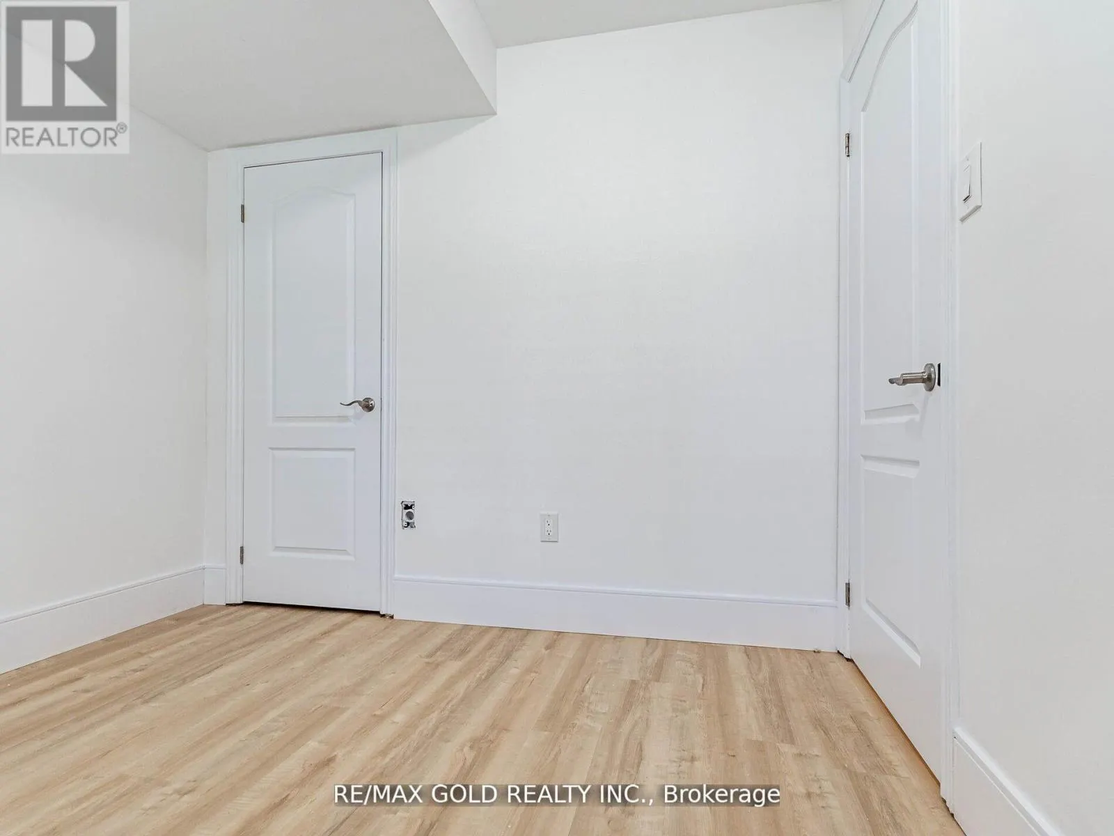 436 LINDEN DRIVE