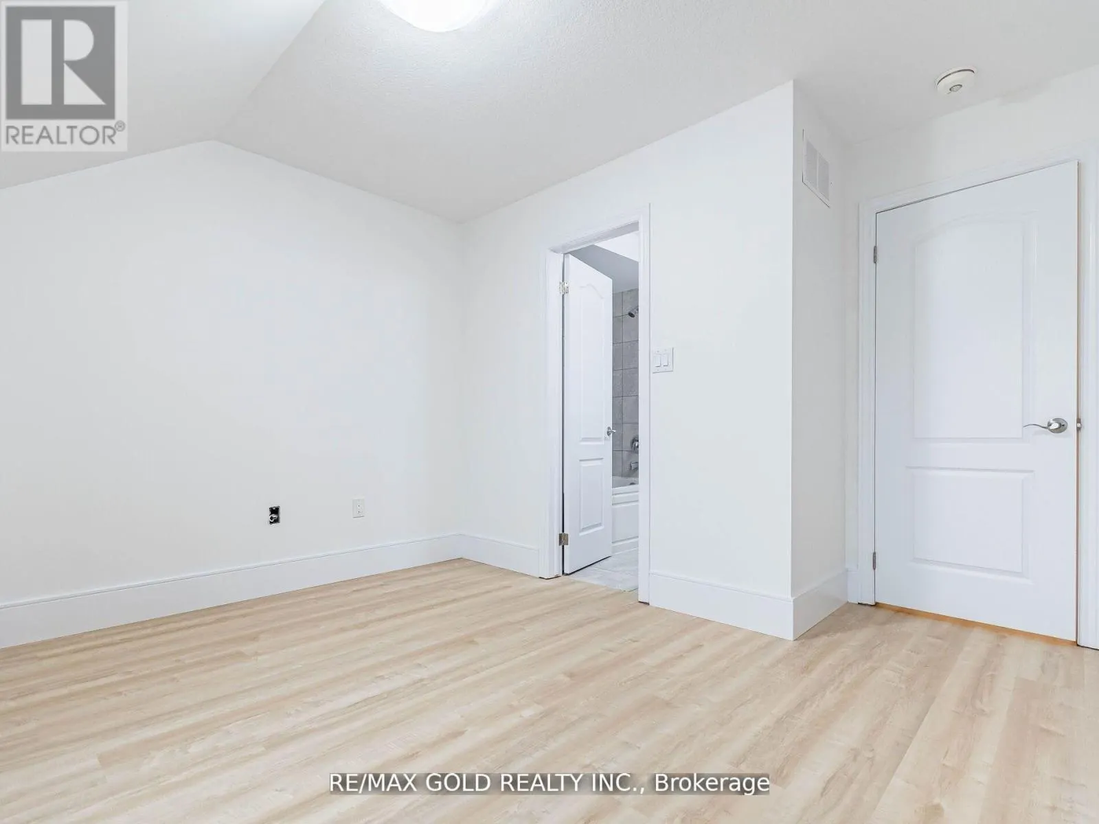 436 LINDEN DRIVE