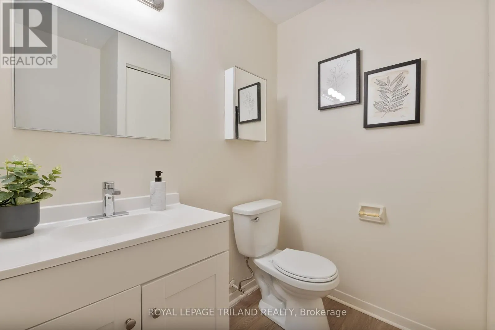 802 - 127 BELMONT DRIVE, #802