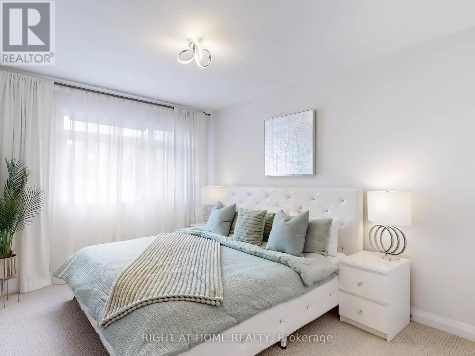 30 - 35 MIDHURST HEIGHTS
