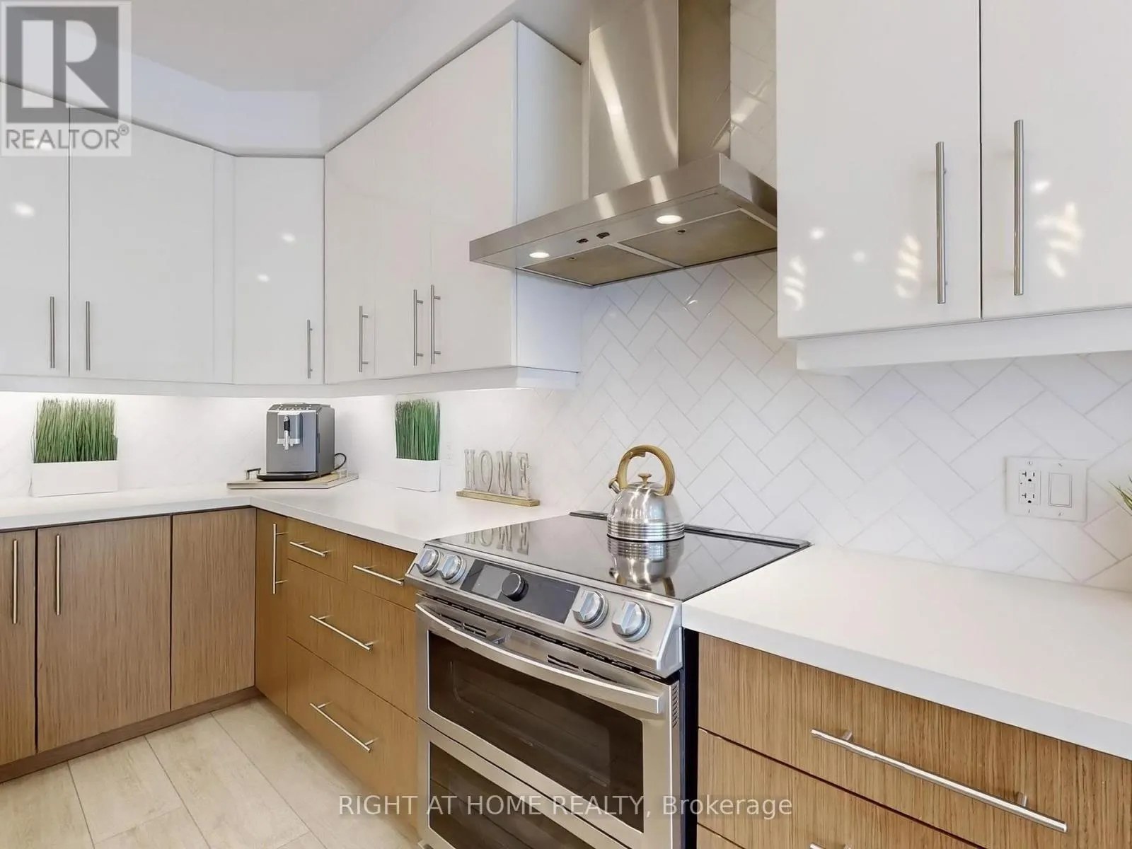 30 - 35 MIDHURST HEIGHTS
