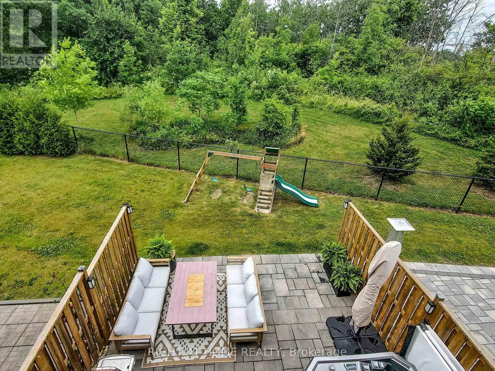30 - 35 MIDHURST HEIGHTS