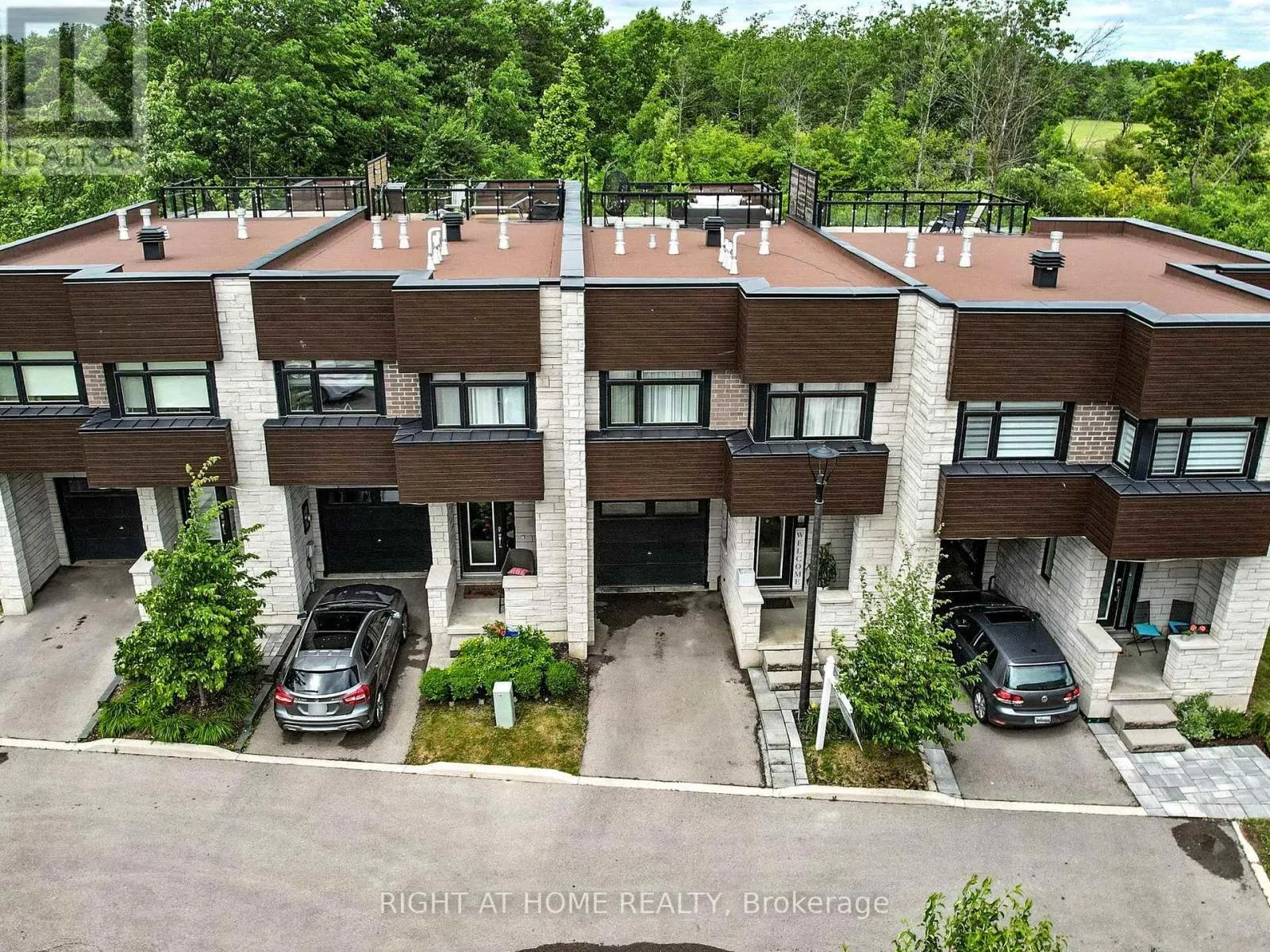 30 - 35 MIDHURST HEIGHTS