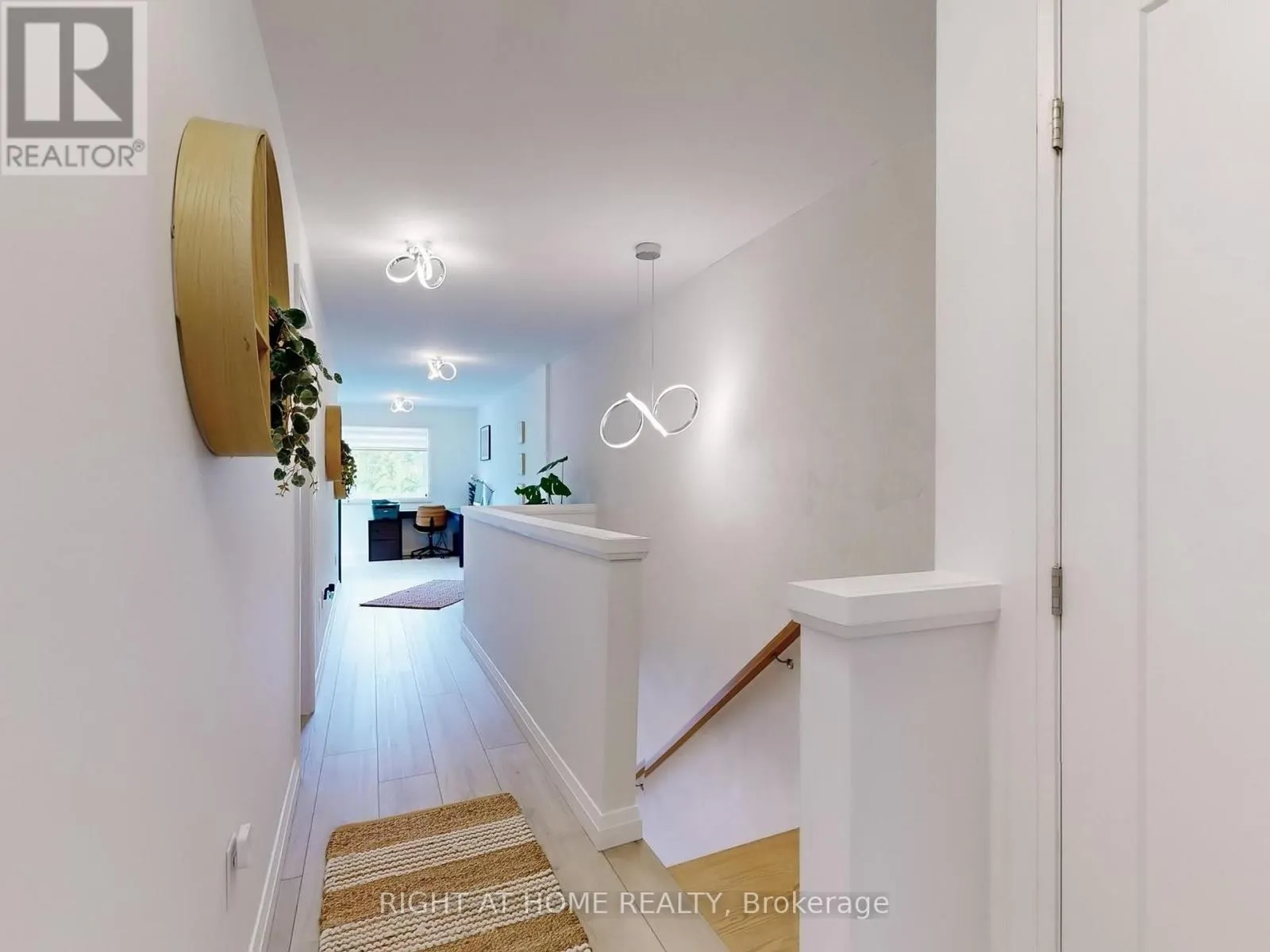 30 - 35 MIDHURST HEIGHTS