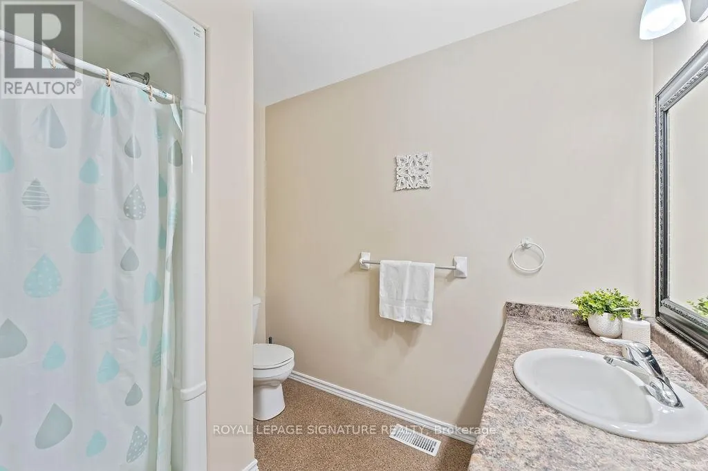 18 - 510 QUEENSWAY WEST