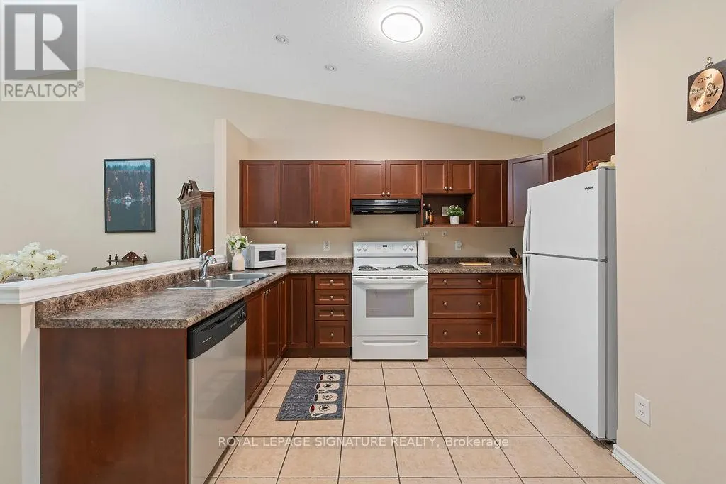 18 - 510 QUEENSWAY WEST