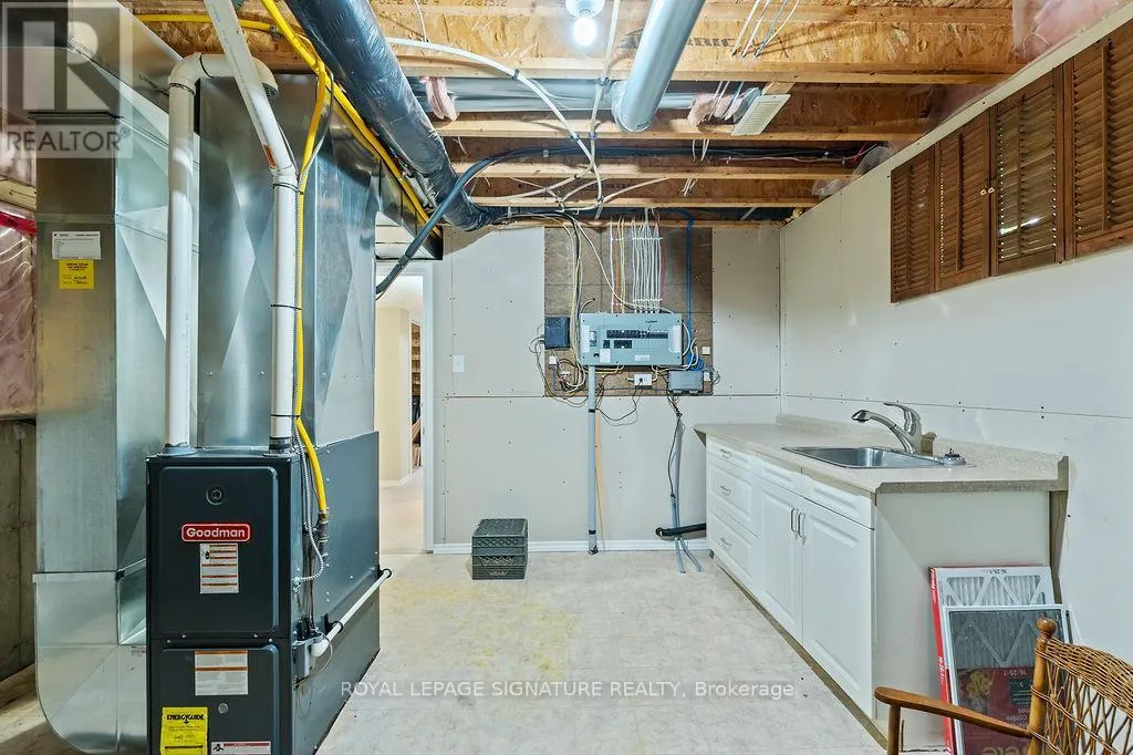 18 - 510 QUEENSWAY WEST
