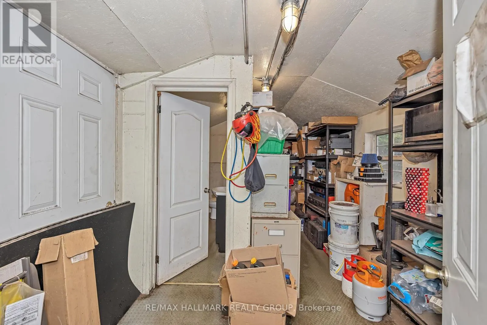 2460 LEITRIM ROAD