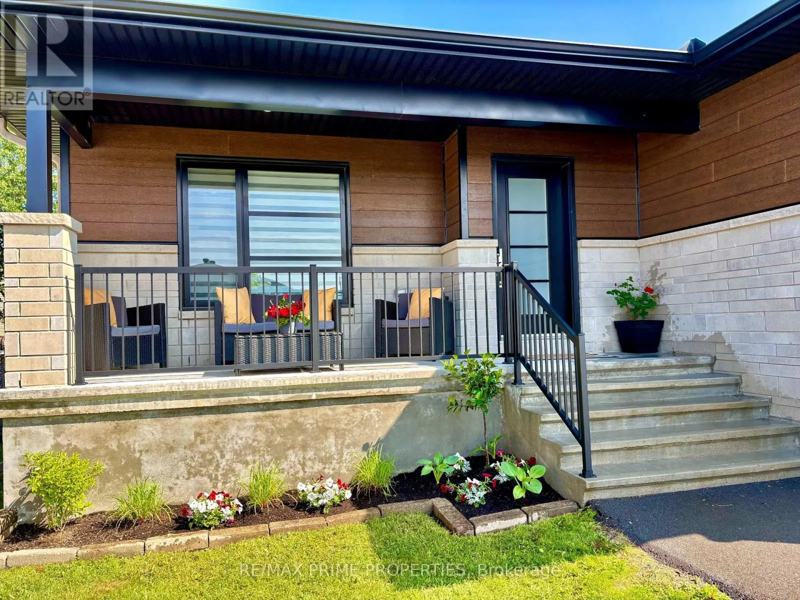 208 FILION STREET