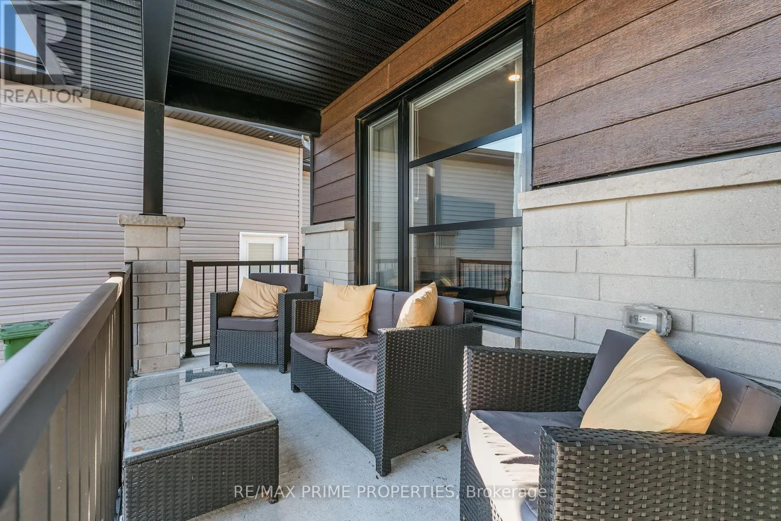 208 FILION STREET