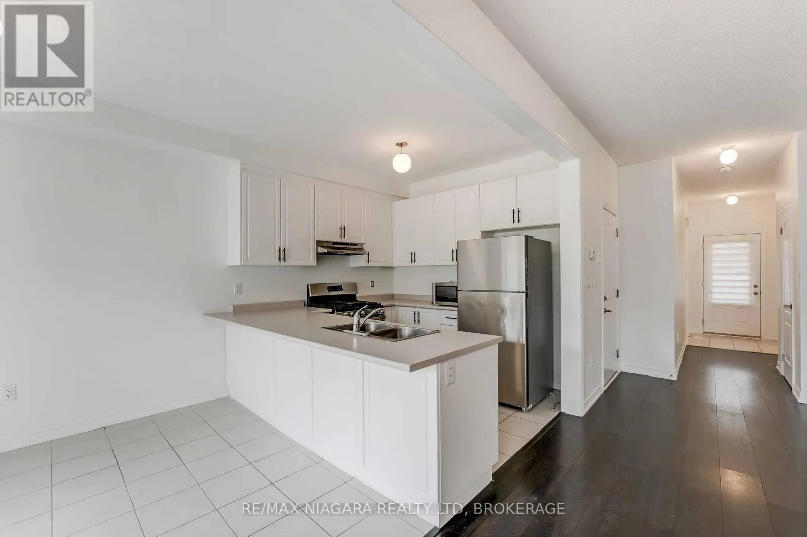 106 TUMBLEWOOD PLACE