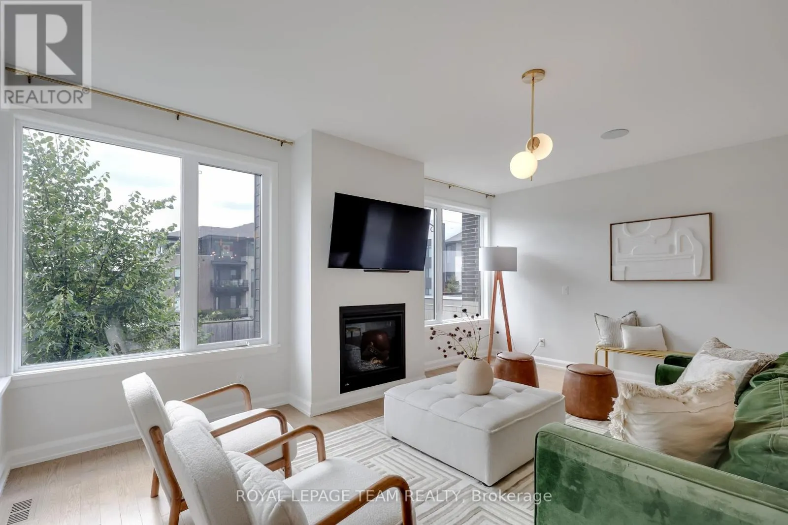 161 BOUNDSTONE WAY