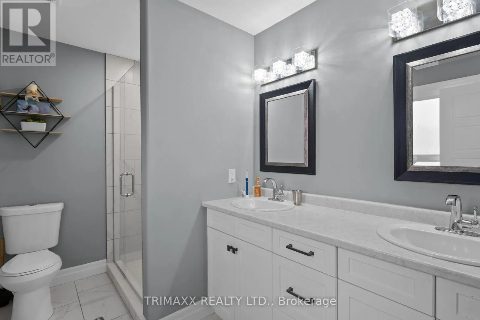 31 THAMES SPRINGS CRESCENT
