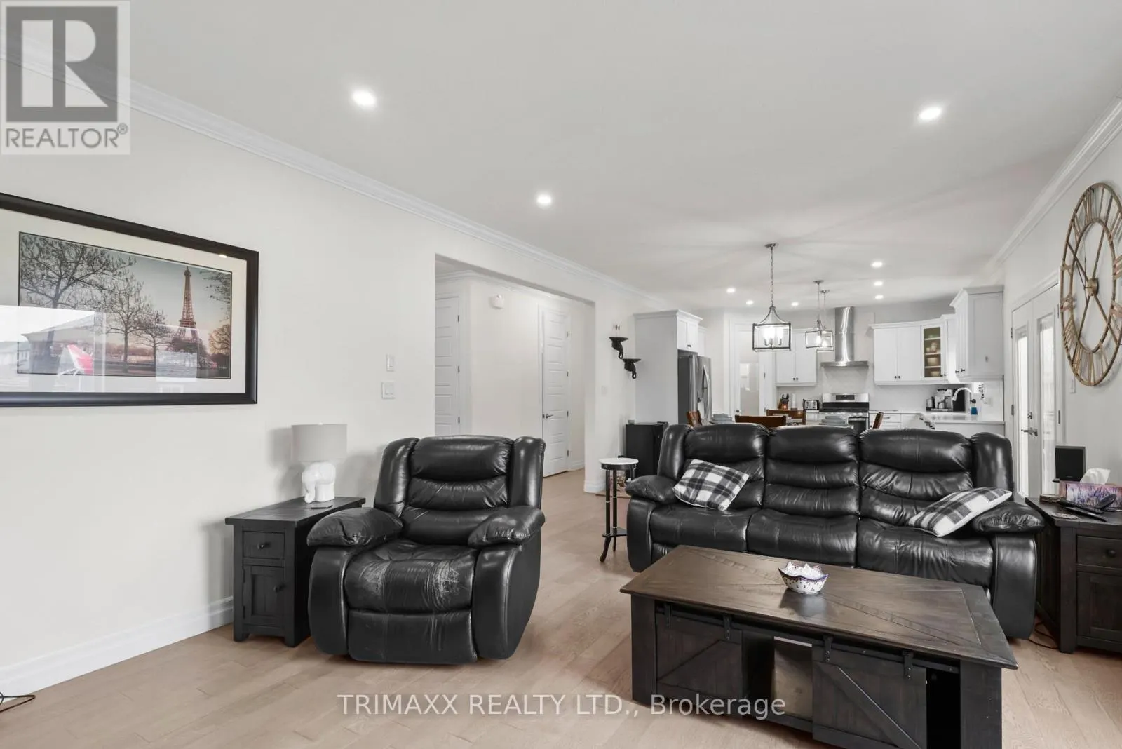 31 THAMES SPRINGS CRESCENT