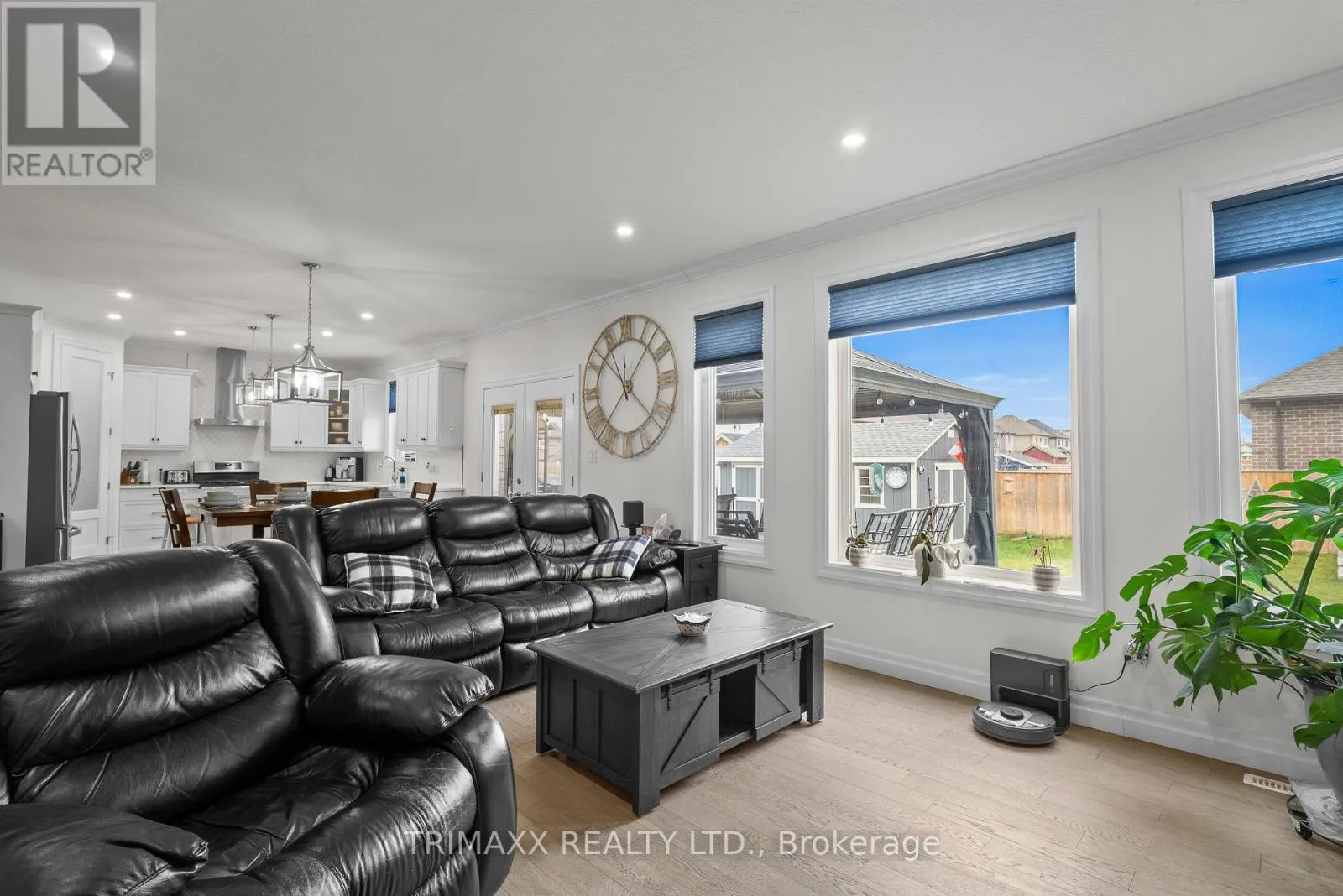 31 THAMES SPRINGS CRESCENT