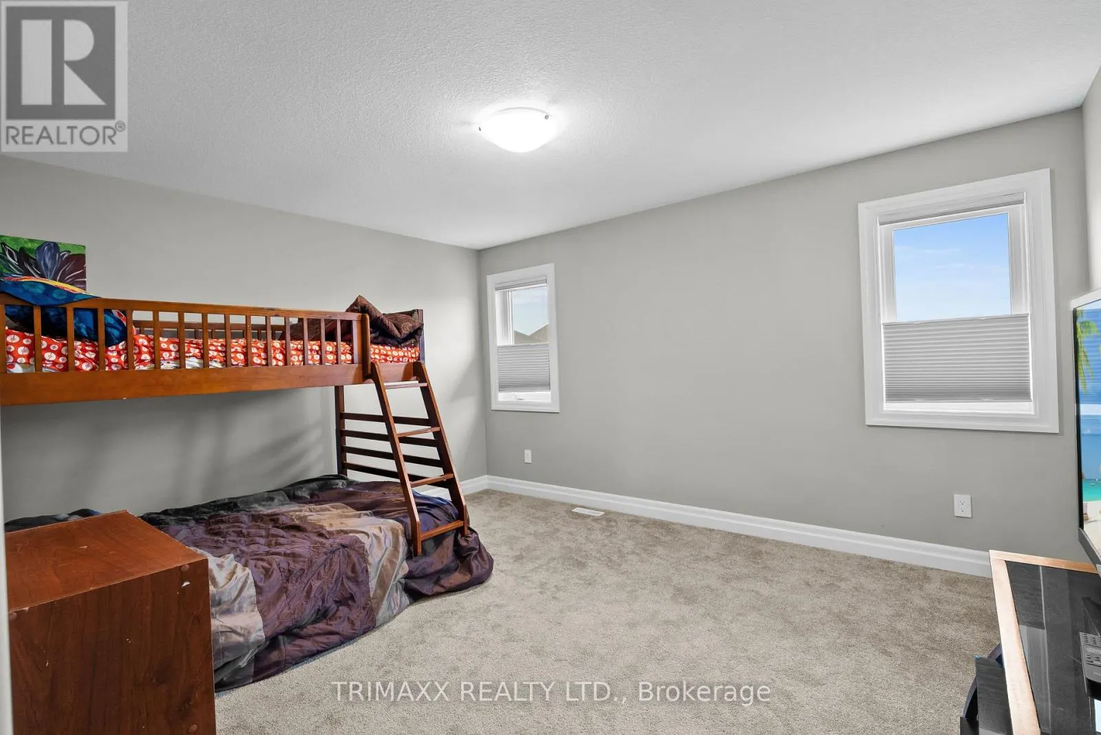 31 THAMES SPRINGS CRESCENT