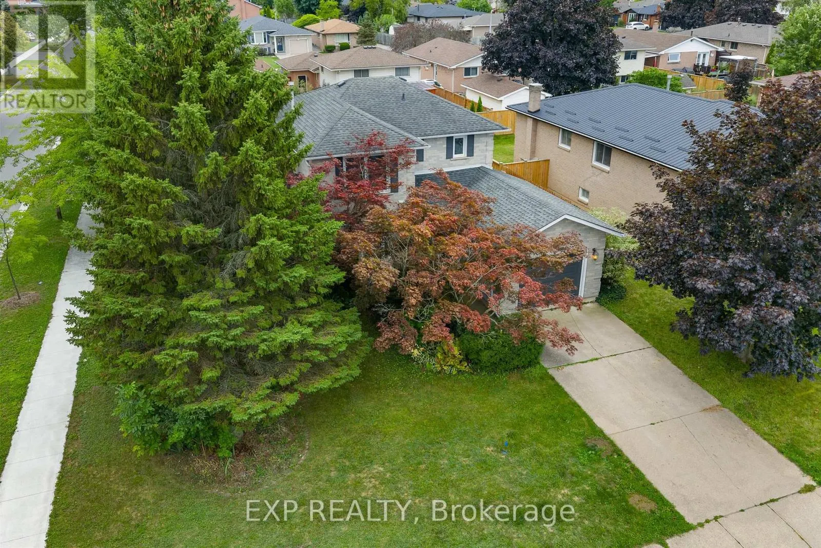 3 BRIARSDALE CRESCENT