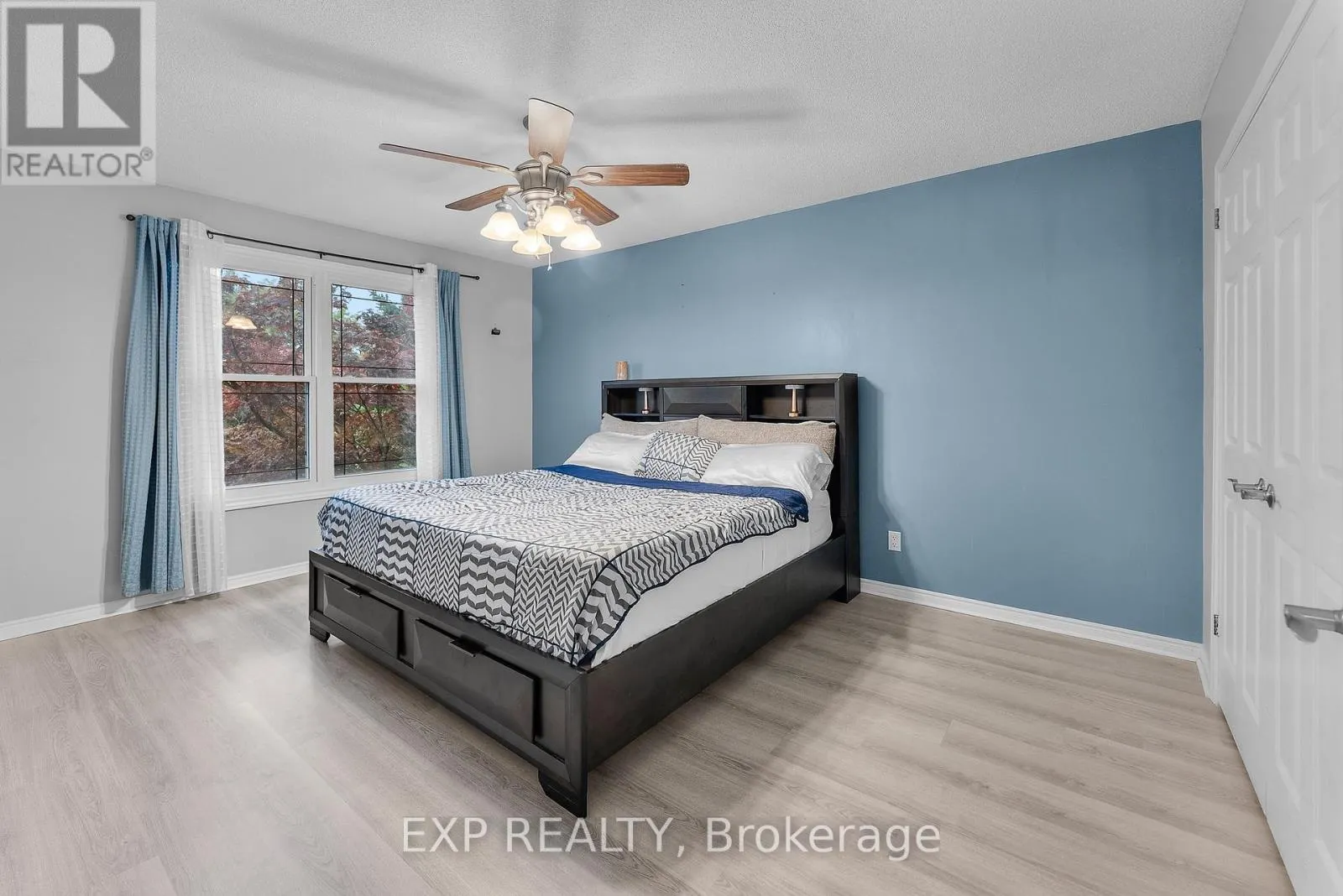 3 BRIARSDALE CRESCENT