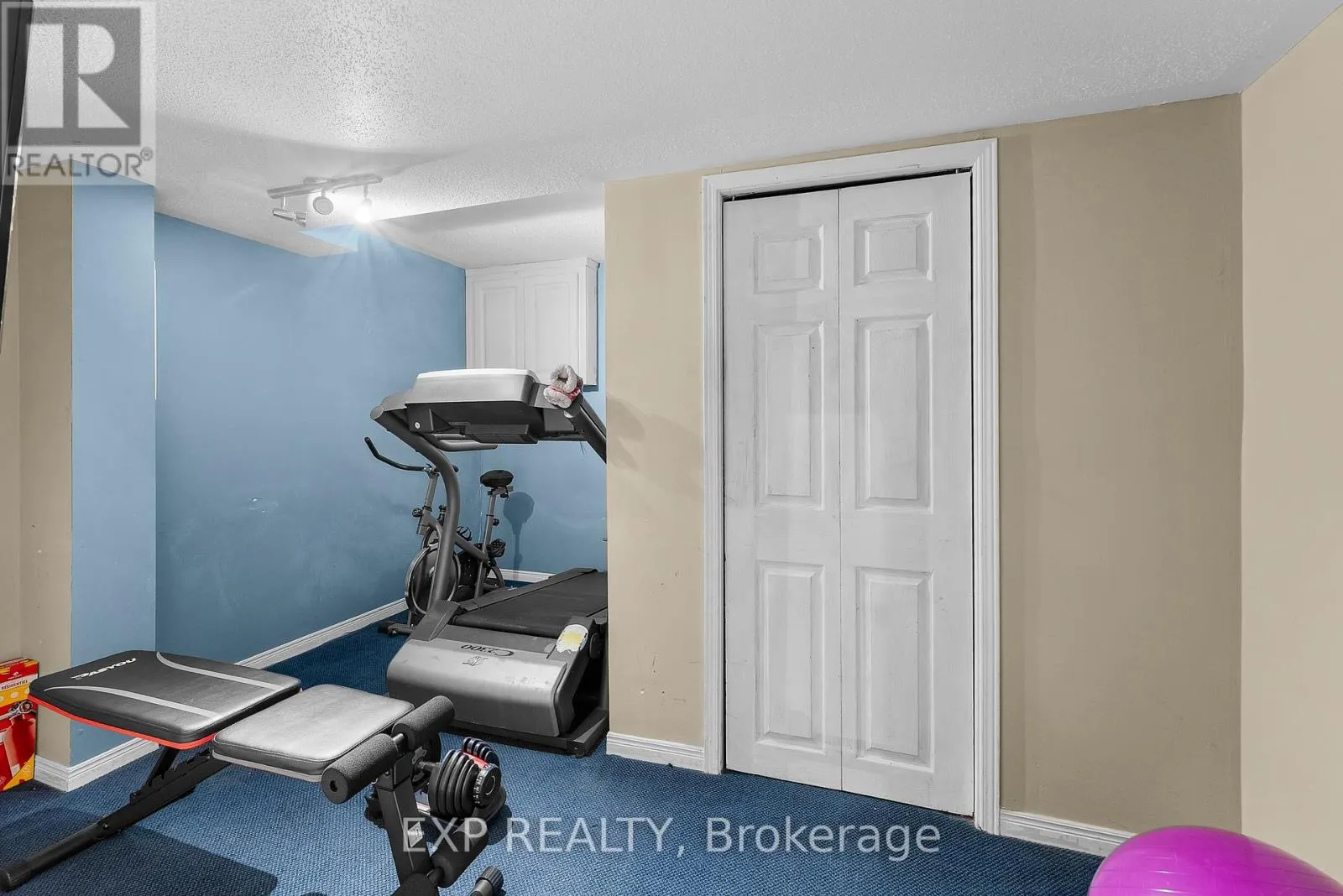 3 BRIARSDALE CRESCENT