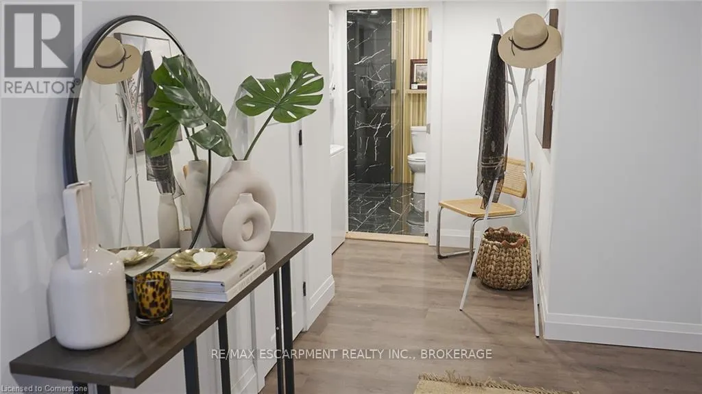 LOWER - 46 CLOKE COURT, #Lower