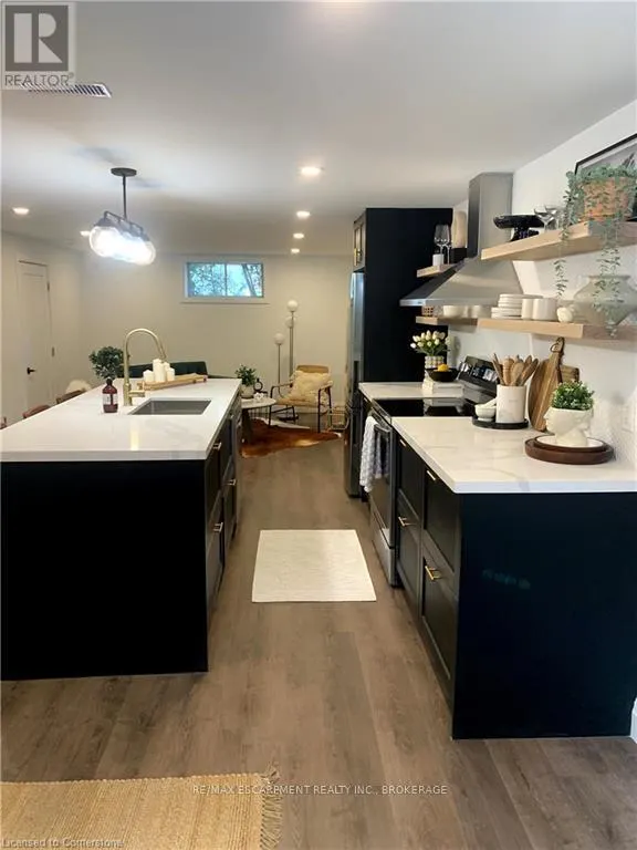 LOWER - 46 CLOKE COURT, #Lower