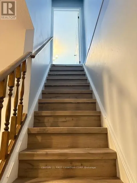 53 - 50 CHAPMAN COURT, #53