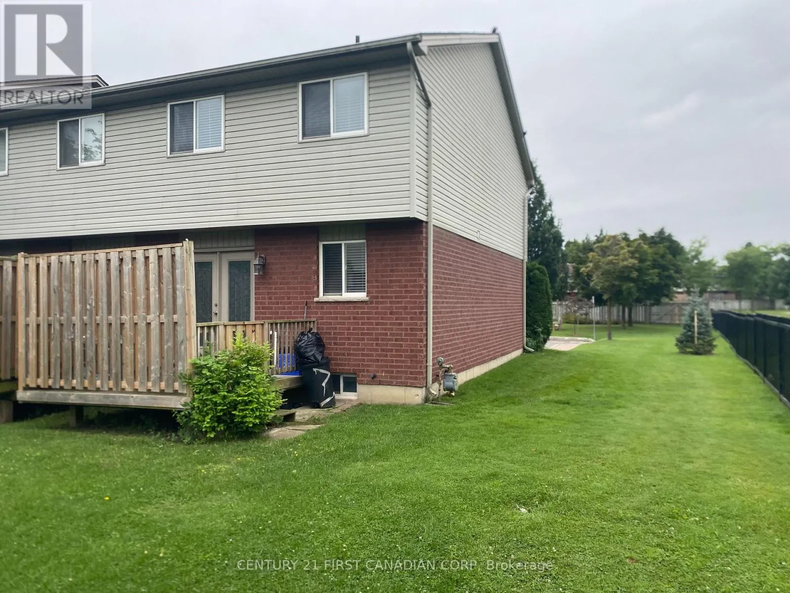 53 - 50 CHAPMAN COURT, #53