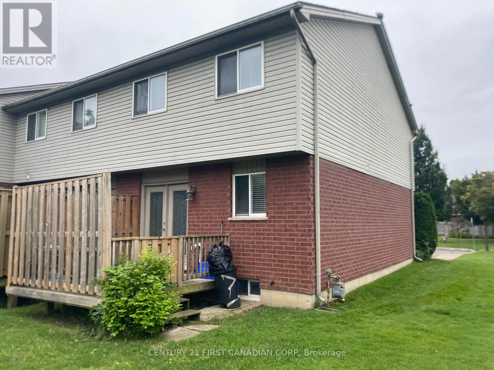 53 - 50 CHAPMAN COURT, #53