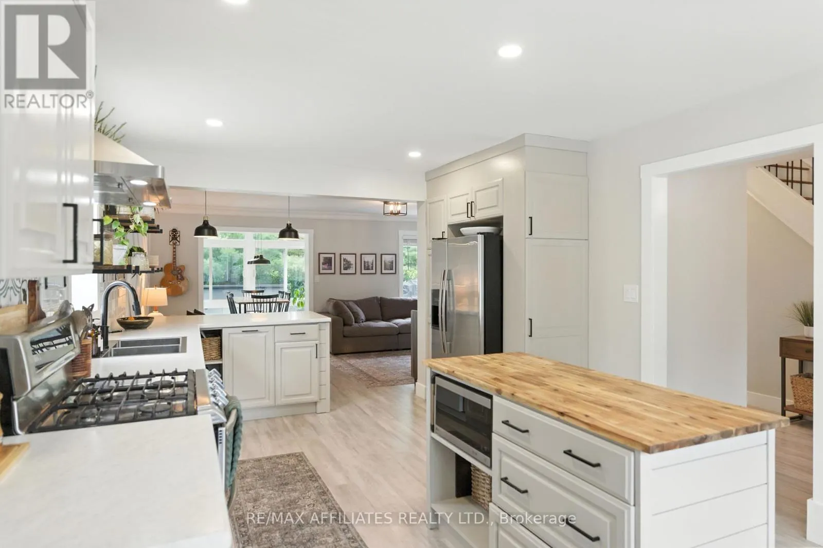 2C BAXTER DRIVE