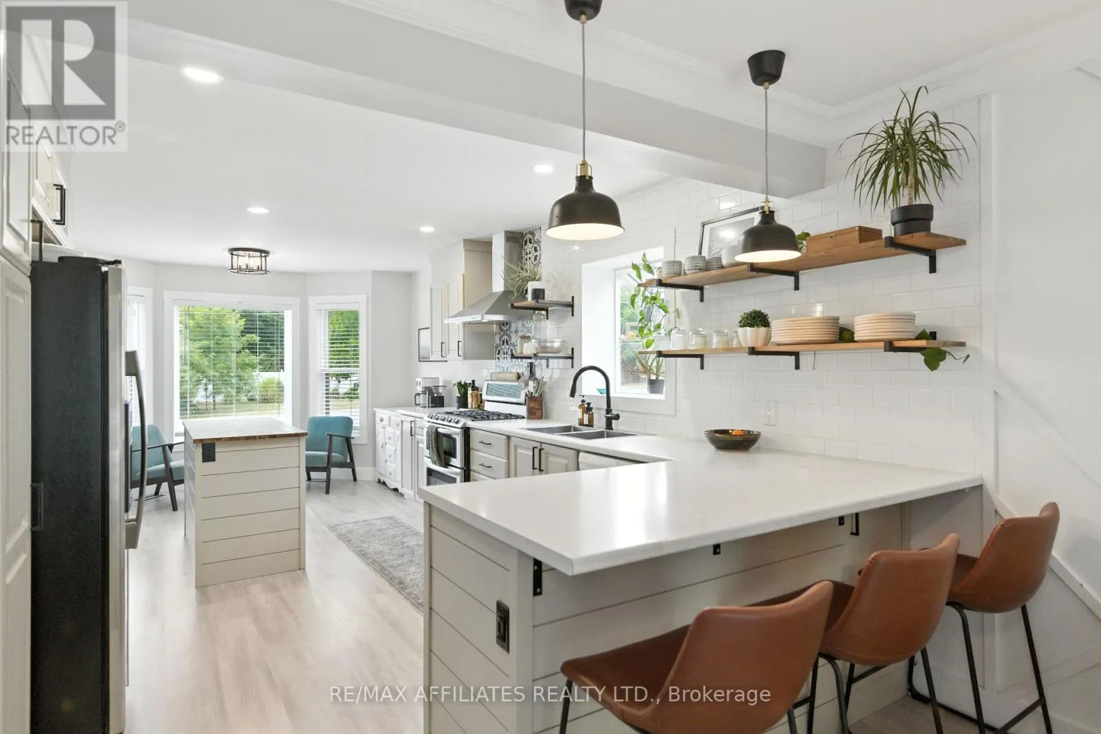2C BAXTER DRIVE