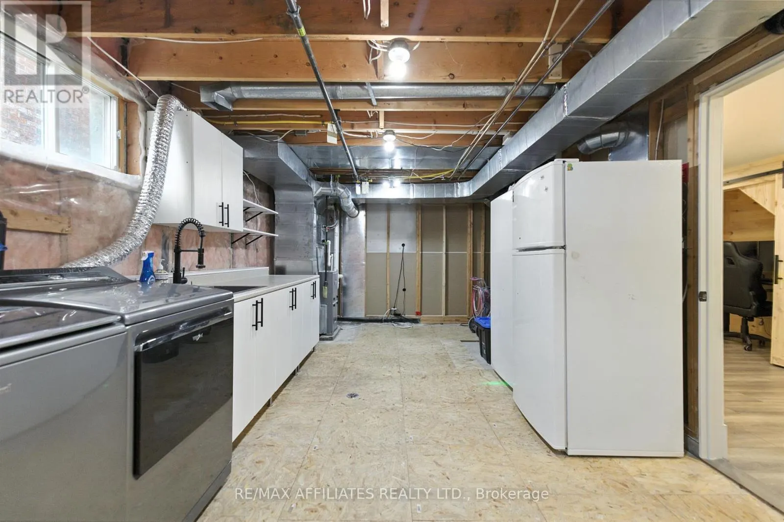 2C BAXTER DRIVE