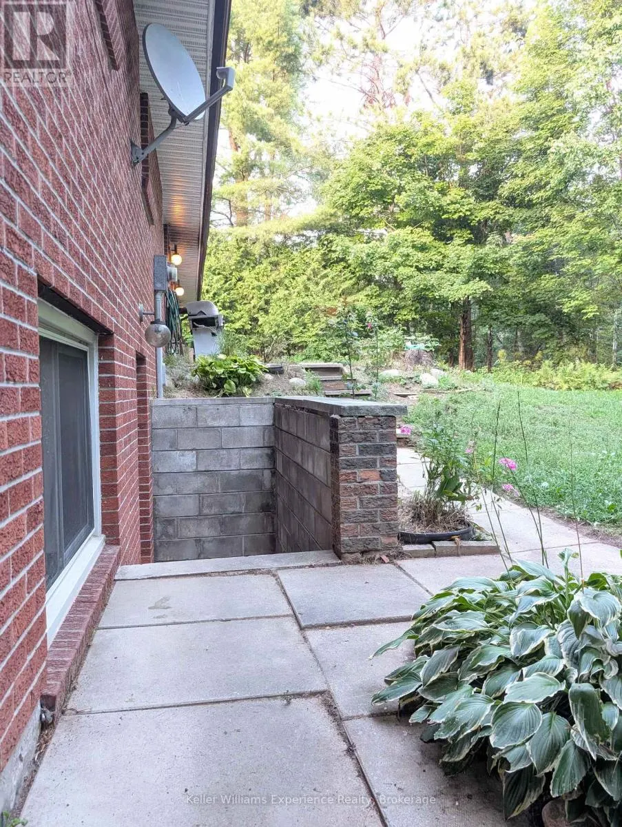 386 BEAUMONT DRIVE