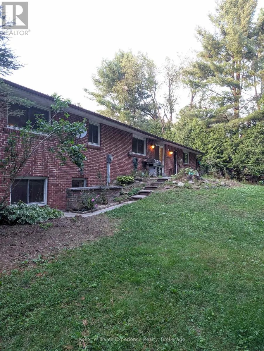 386 BEAUMONT DRIVE