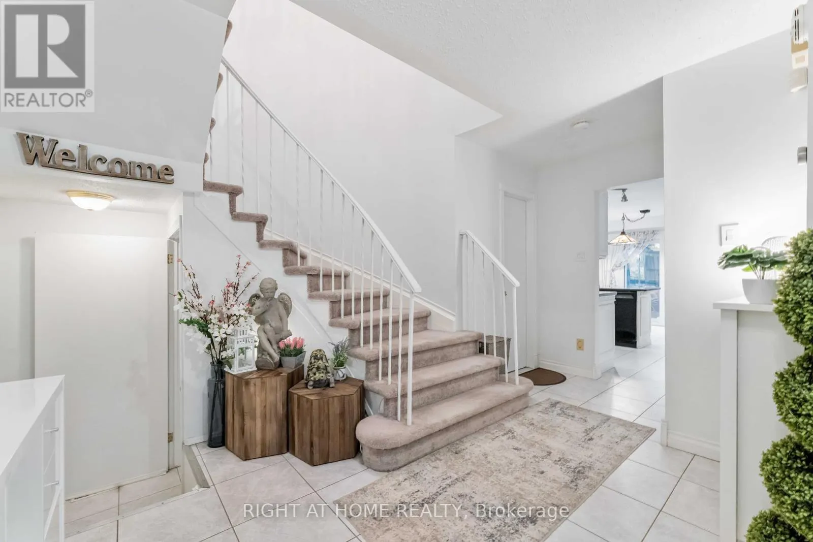 18 SHETLAND WAY