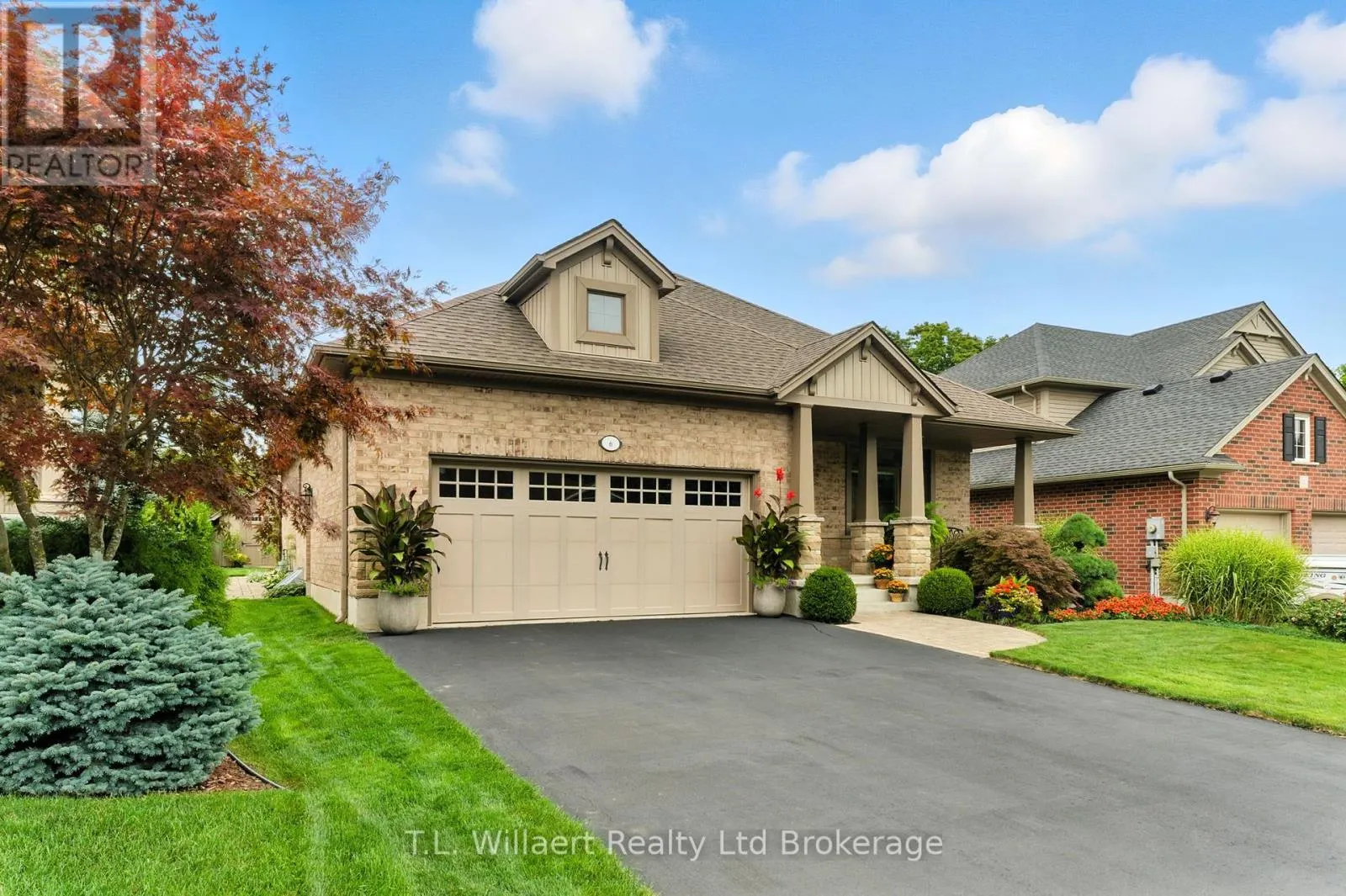 6 COLIN AVENUE