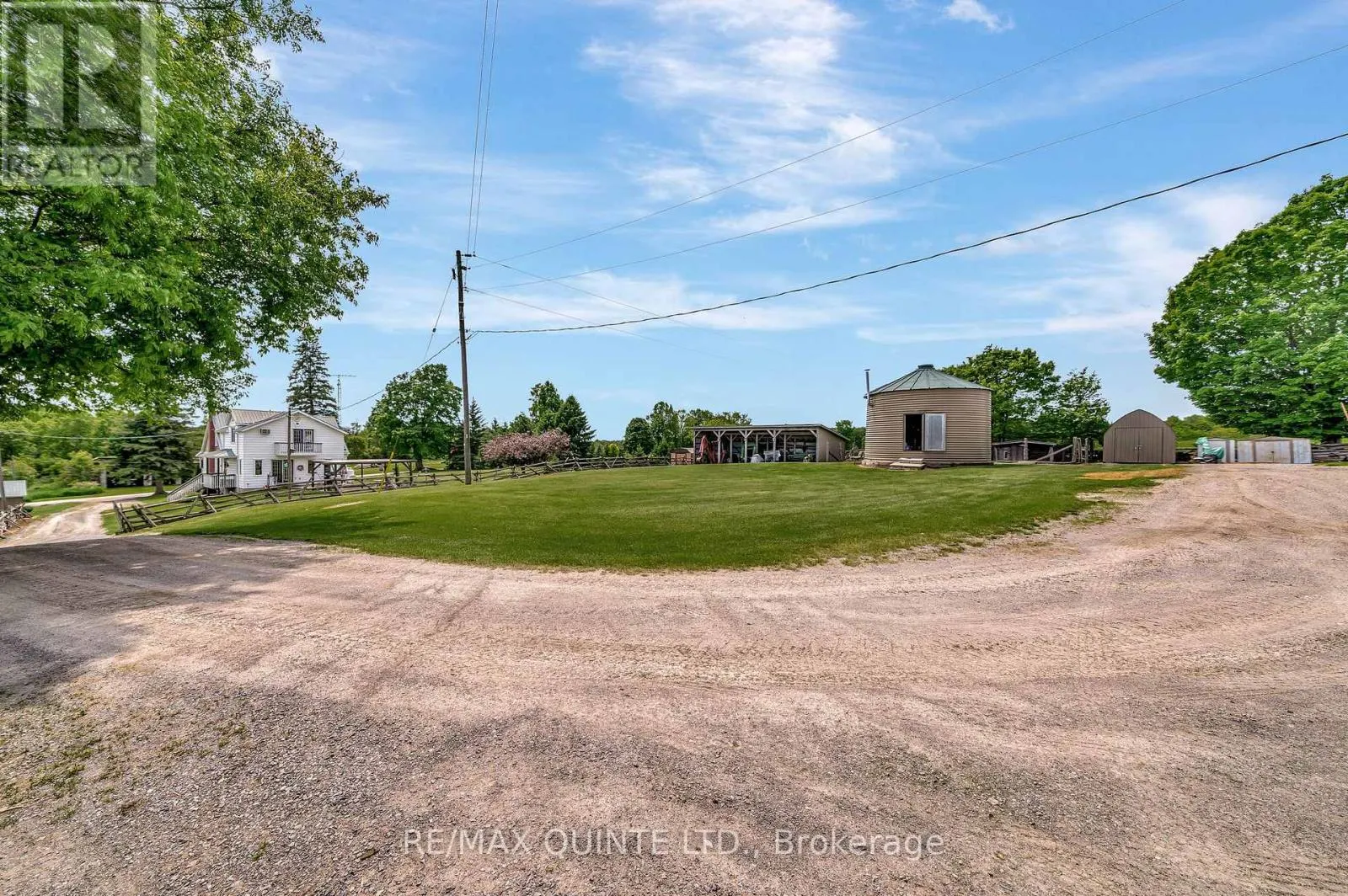 652 PALMATEER ROAD