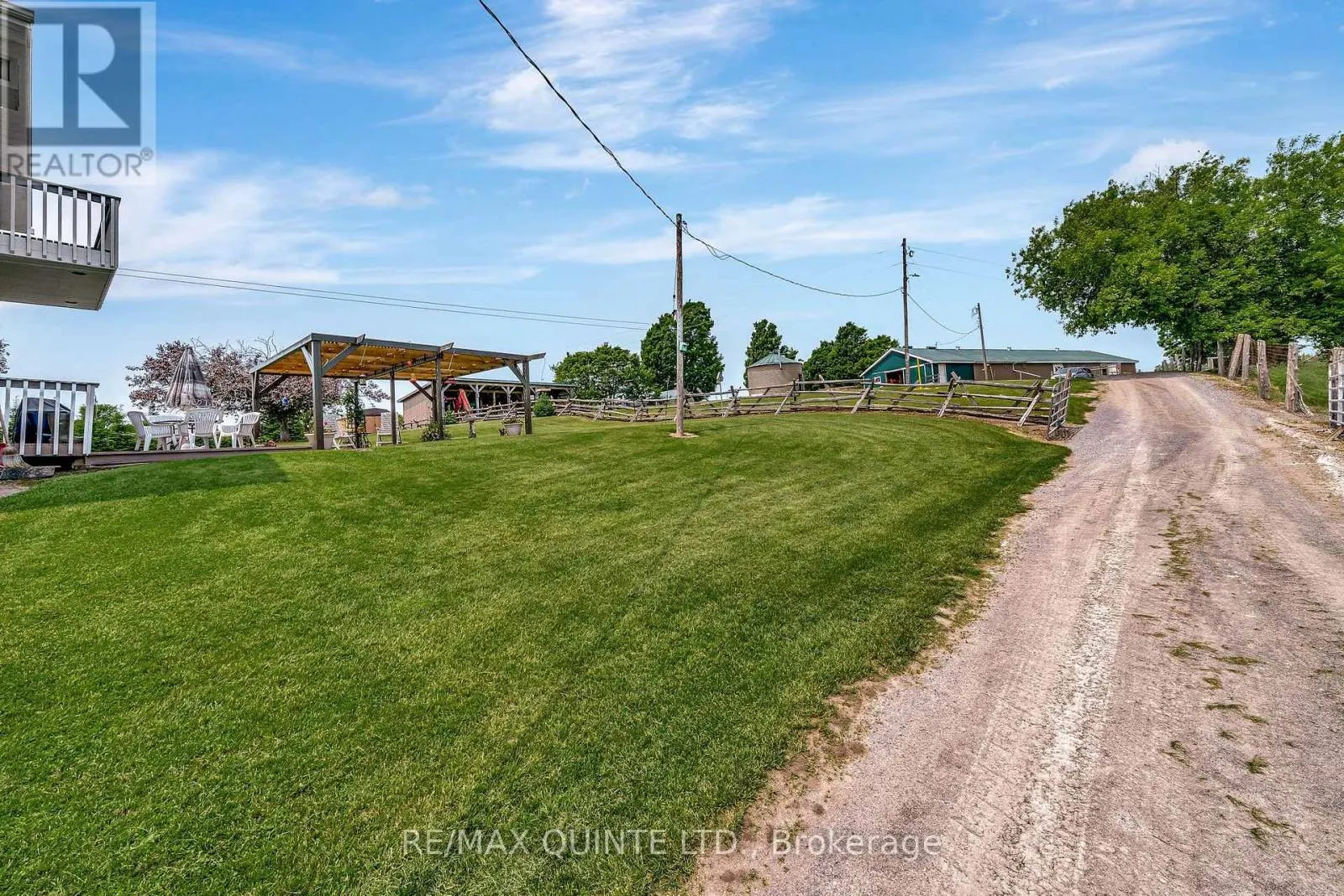 652 PALMATEER ROAD
