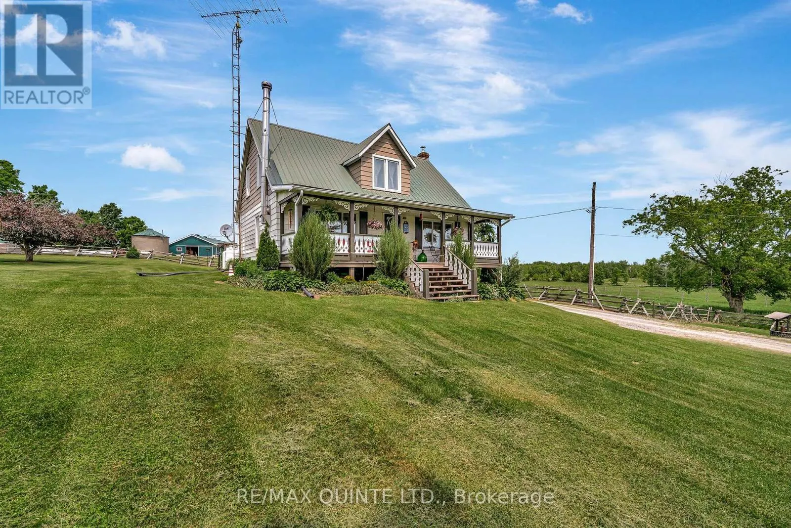 652 PALMATEER ROAD