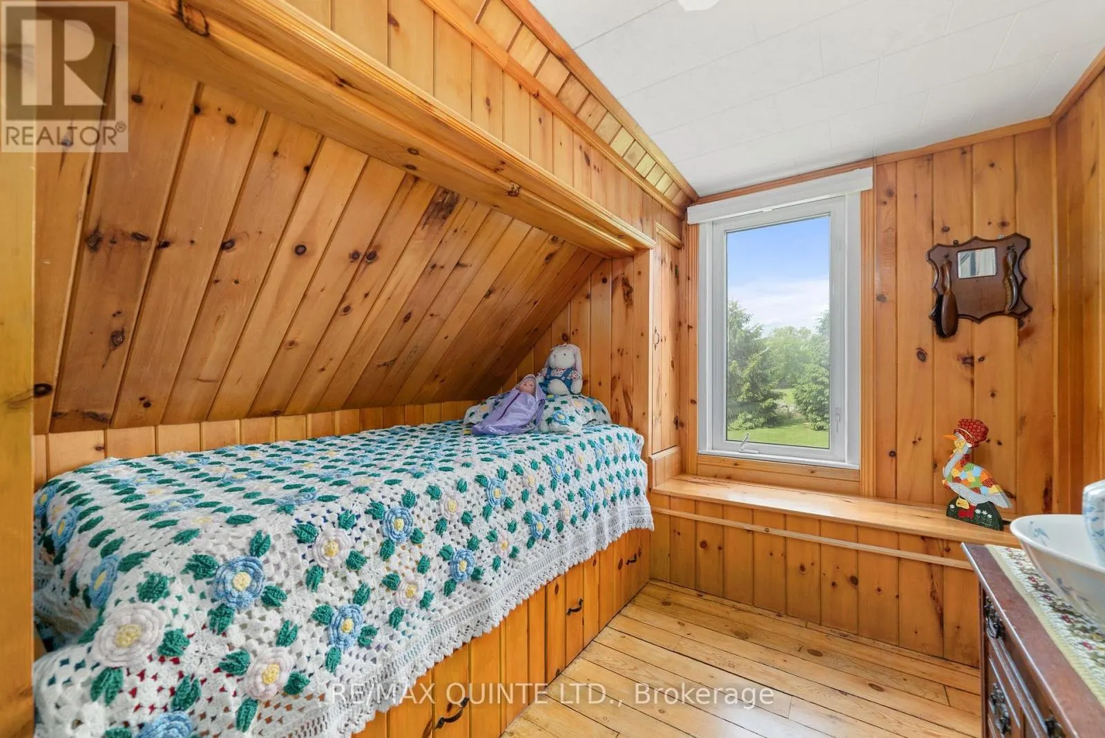 652 PALMATEER ROAD