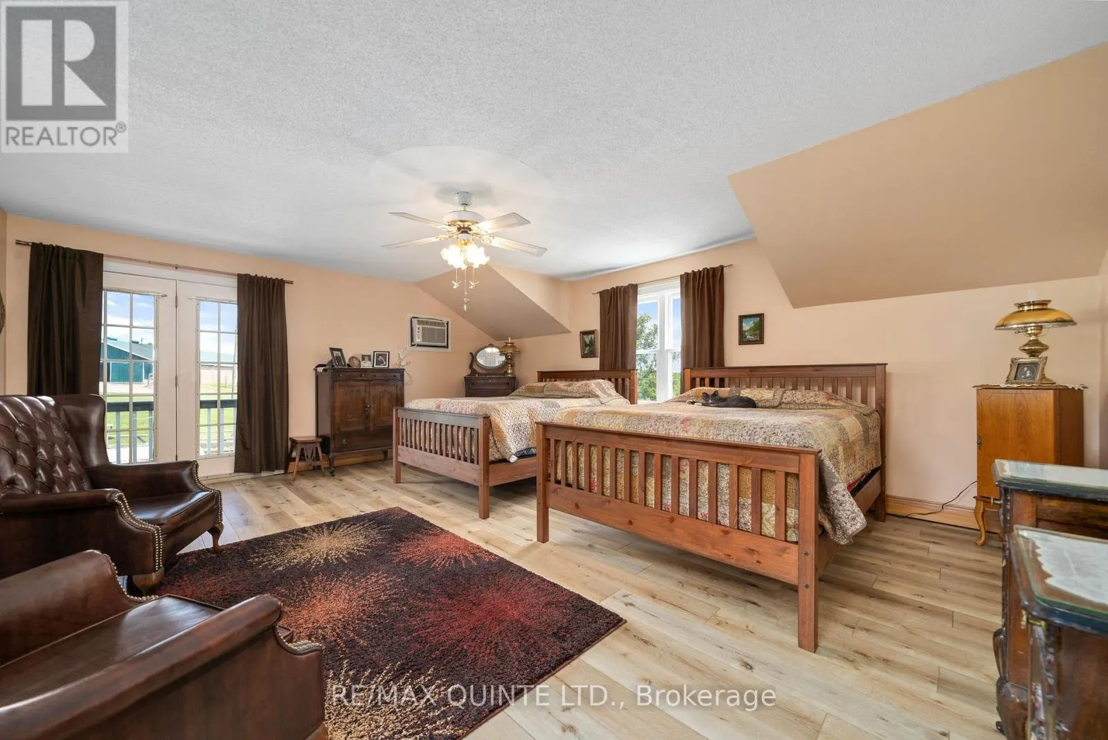652 PALMATEER ROAD